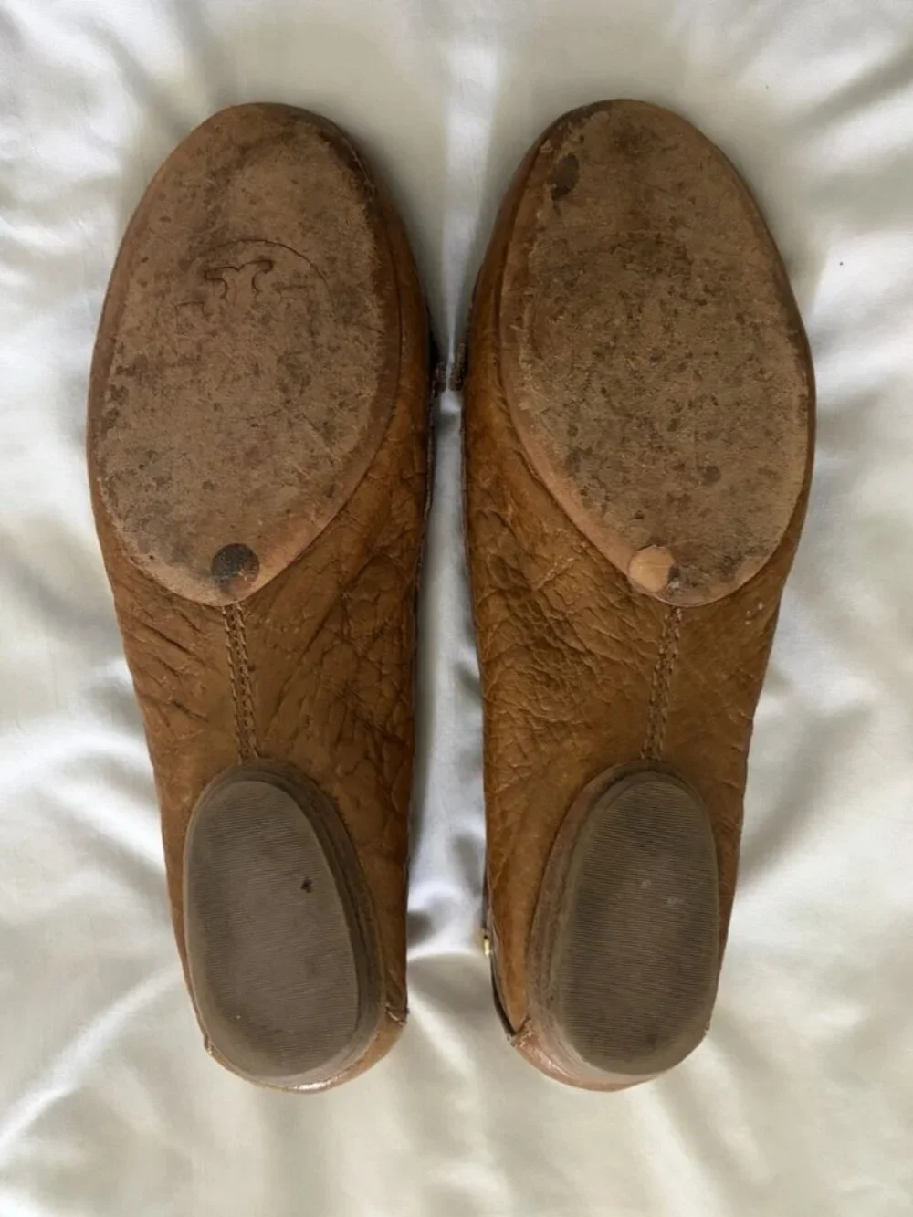 TORY BURCH Tan Carmel Textured Leather Driver Mocs Flats Size 7.5 Slip On